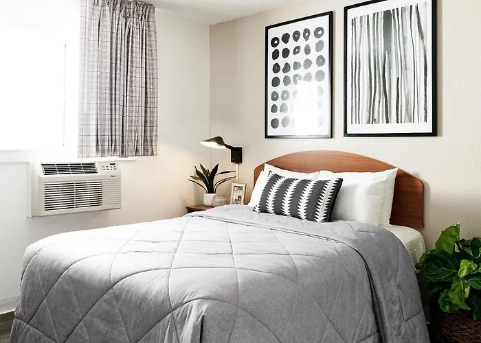 Intown Suites Extended Stay San Antonio Tx - Leon Valley South